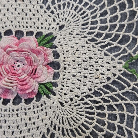 Handmade Crochet Doily Set Pink 3D Rose Runners Placemats Cottagecore Lot 3 - Picture 7 of 7